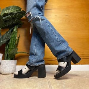 Steve Madden chunky strappy heeled sandals